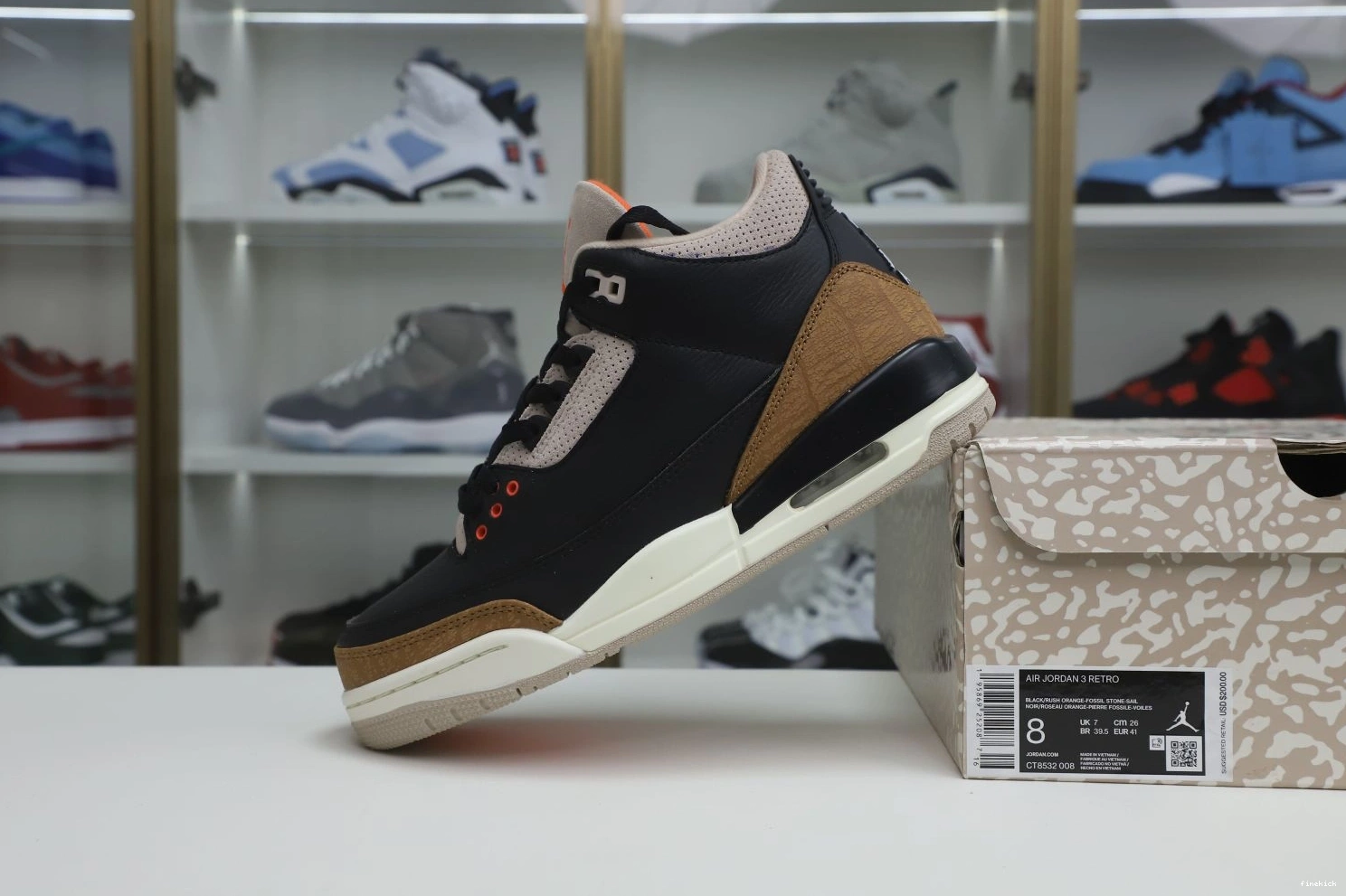 AIR CT8532 CEMENT JORDAN DESERT 3 0726